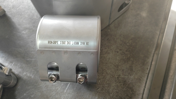 اتصال تعمیر لوله / کلیمپ GRIP نوع مواد SS304 با پوشه EPDM